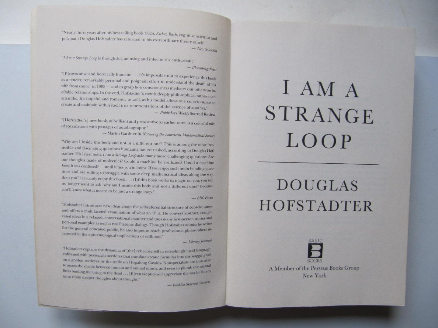 Douglas Hofstadter - I am a Strange Loop
