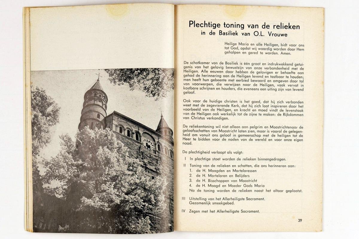 Diversen - Programma heiligdomsvaart Maastricht 1962 (2 foto's)
