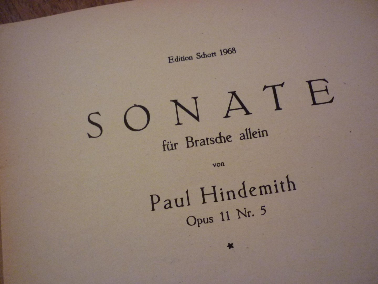 Hindemith; Paul (1895 – 1963) - Sonata, Op 11, No 5 - Viola solo - Schott Edition