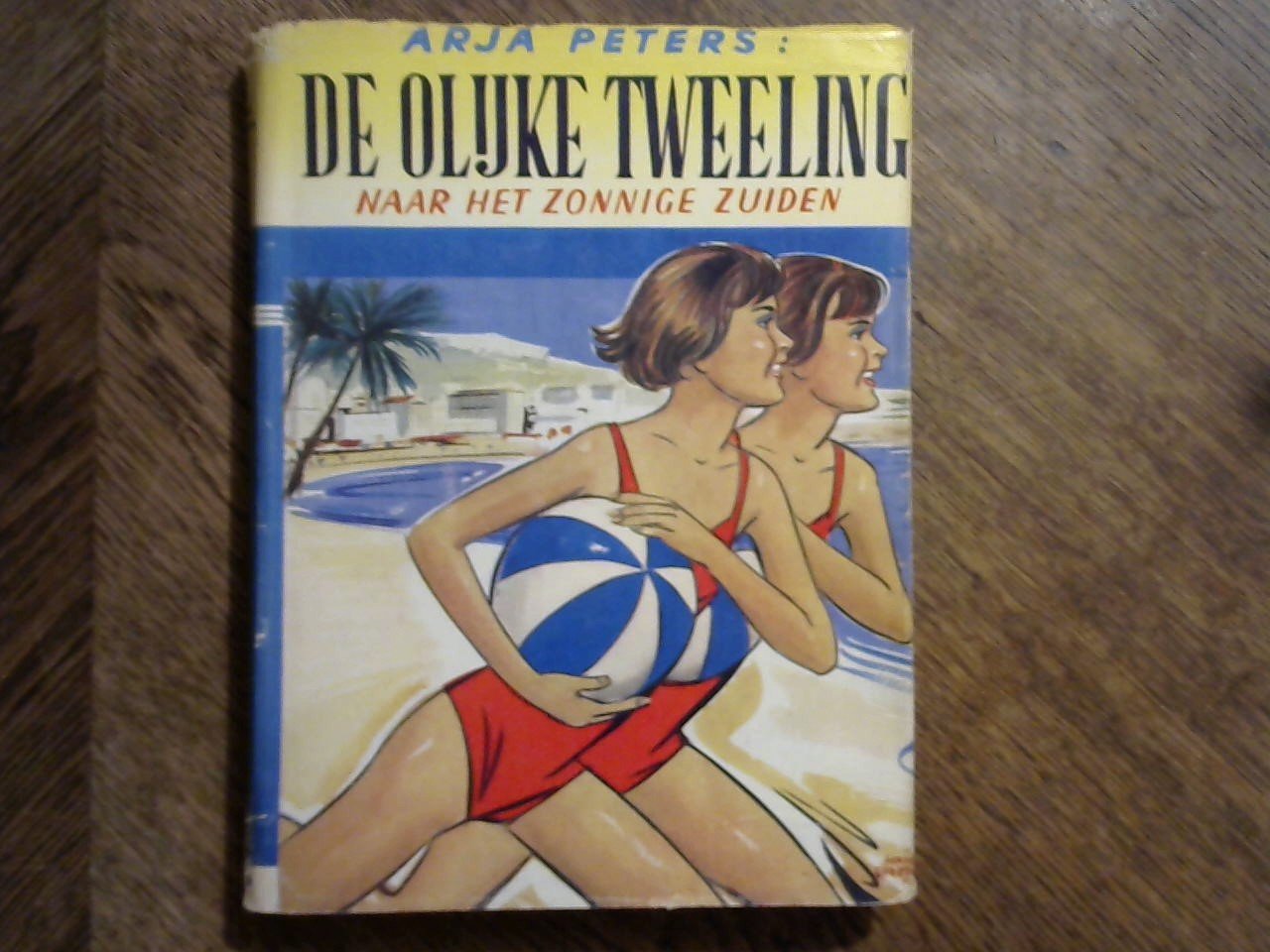 Peters Arja - De olijke tweeling naar het zonnige zuiden (omslag)