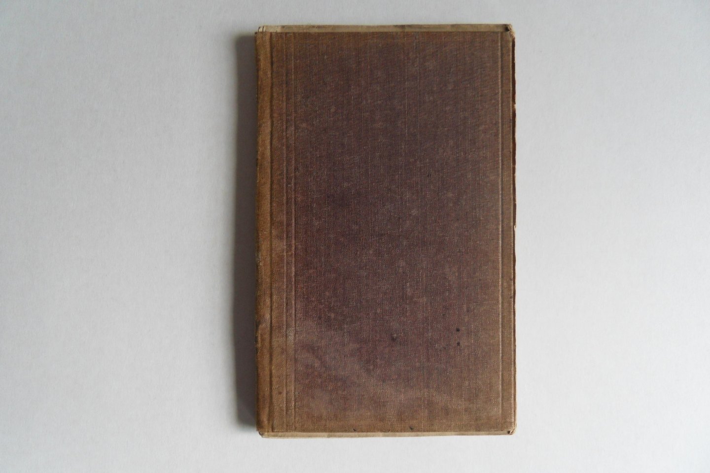 Montijn, J.W. (bijeenverzameld door). - Beteekenis en Afleiding van Eigennamen.