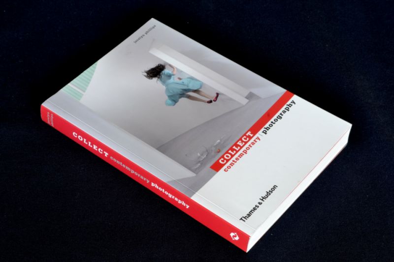 Phillips, Jocelyn & Malcolm Cossons (ed.) - Collect Contemporary Photography