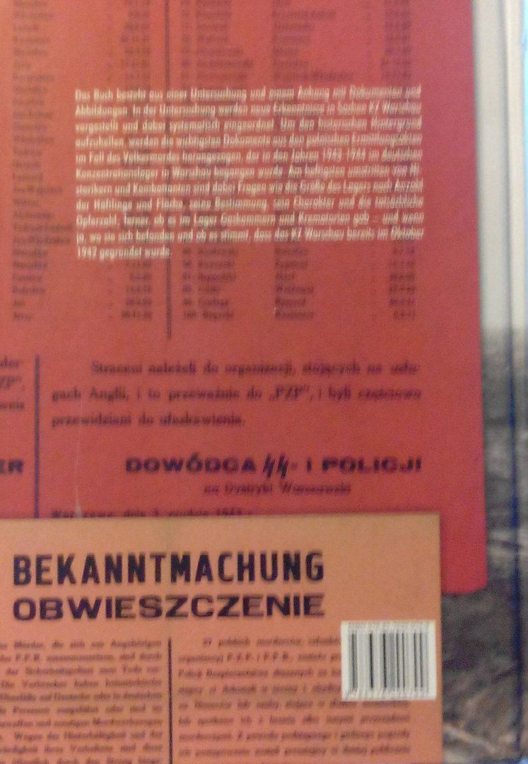 Kopka , Bogusław . & Aus dem Polnischen von Jürgen Hensel . - Das KZ Warschau . ( Geschichte und Nachwirkungen . ) Compleet met de drie kaarten . Het boek  is geillustreerd met zwart-wit afbeeldingen .