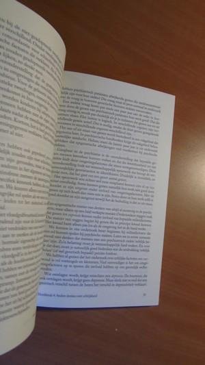 Steen, Wim J. van der - Nieuwe wegen voor de psychiatrie