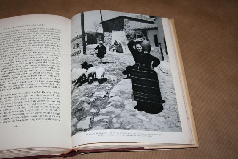 Hans Alma - In de schaduw van Hellas -- Een ontmoeting met het Griekenland van heden