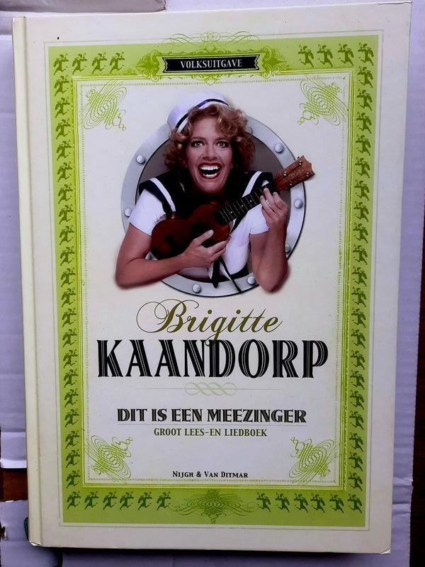  - Dit is een meezinger groot lees- en liedboek : (om mee mee te zingen)