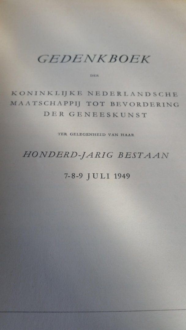 Doesschate e.a - Gedenkboek der koninklijke nederlandsche  maatschappij  tot  bevordering  der geneeskunst