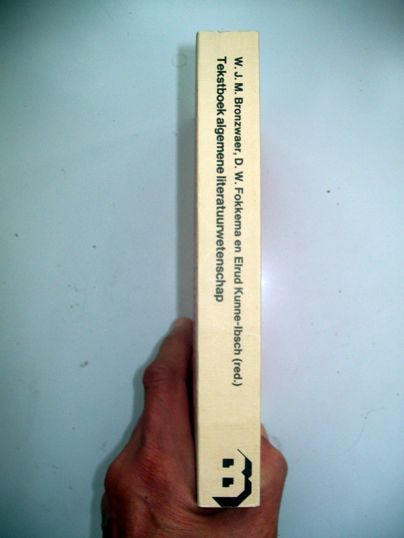 Bronzwaer, W.J.M.  - Fokkema, D.W. - Kunne-Ibsch, Elrud - Tekstboek Algemene Literatuur Wetenschap