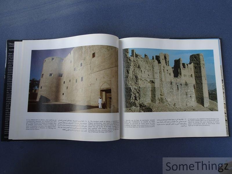 André Stevens. - Oman: citadelles entre sable et mer. / Oman: citadels between sand and sea.