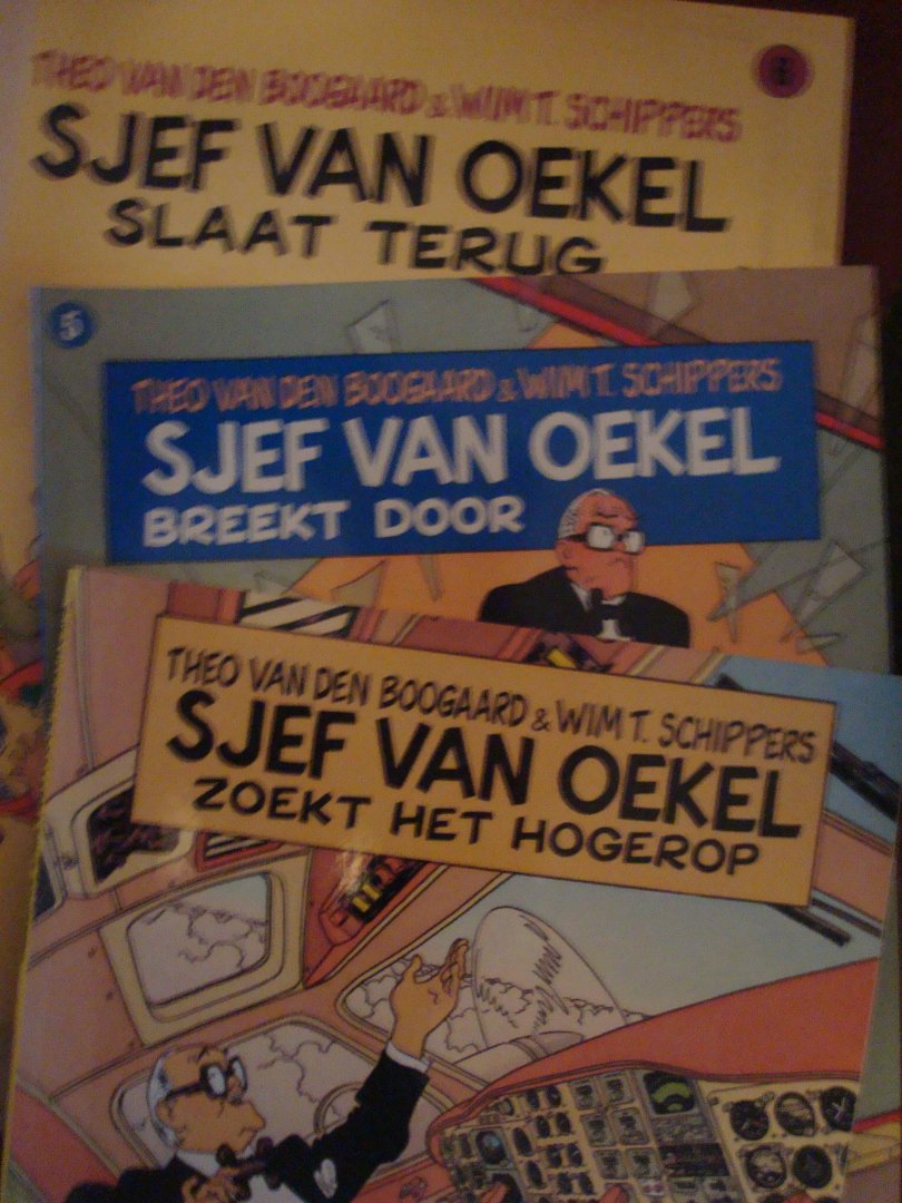  - Diverse stripboeken: Sjef van Oekel, Lucky Luke, Haagse Harry, Kresse, Trigië, Guus Flater, Floris, Suske en Wiske, Asterix, Donald Duck