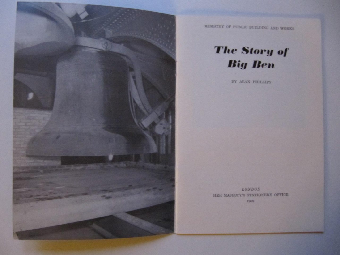 Alan Phillips - The Story of Big Ben