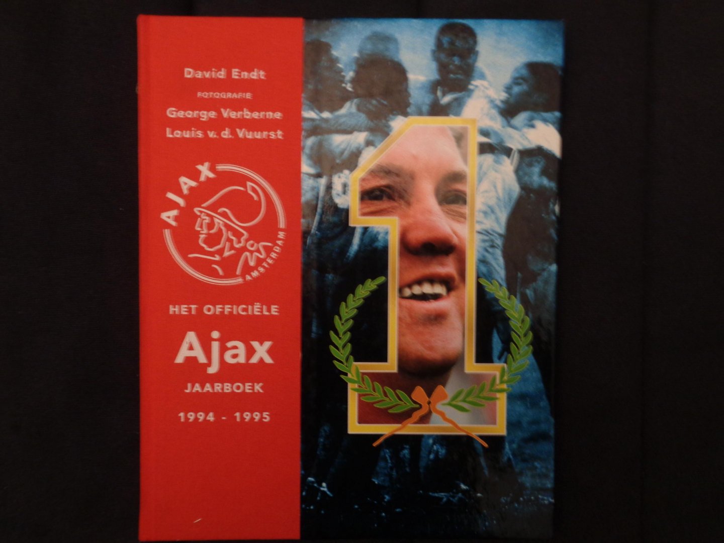 Endt, D. - Het officiele Ajax jaarboek / 1994-1995 / druk 1
