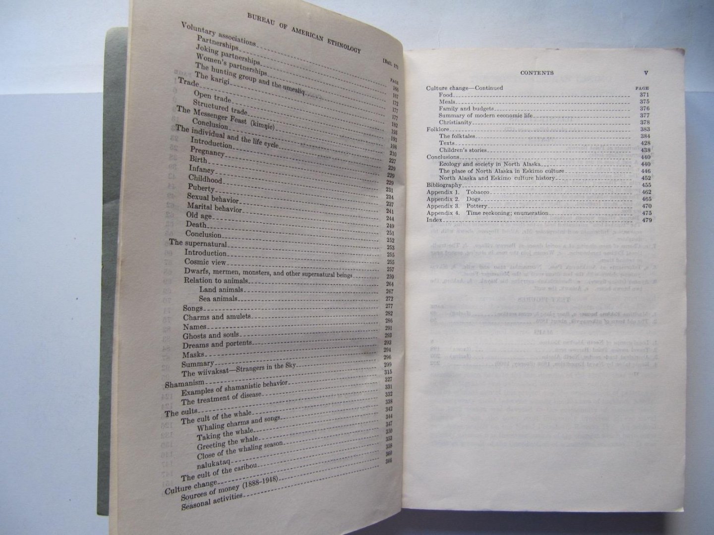 Robert F. Spencer - The North Alaskan Eskimo - A study in ecology and society