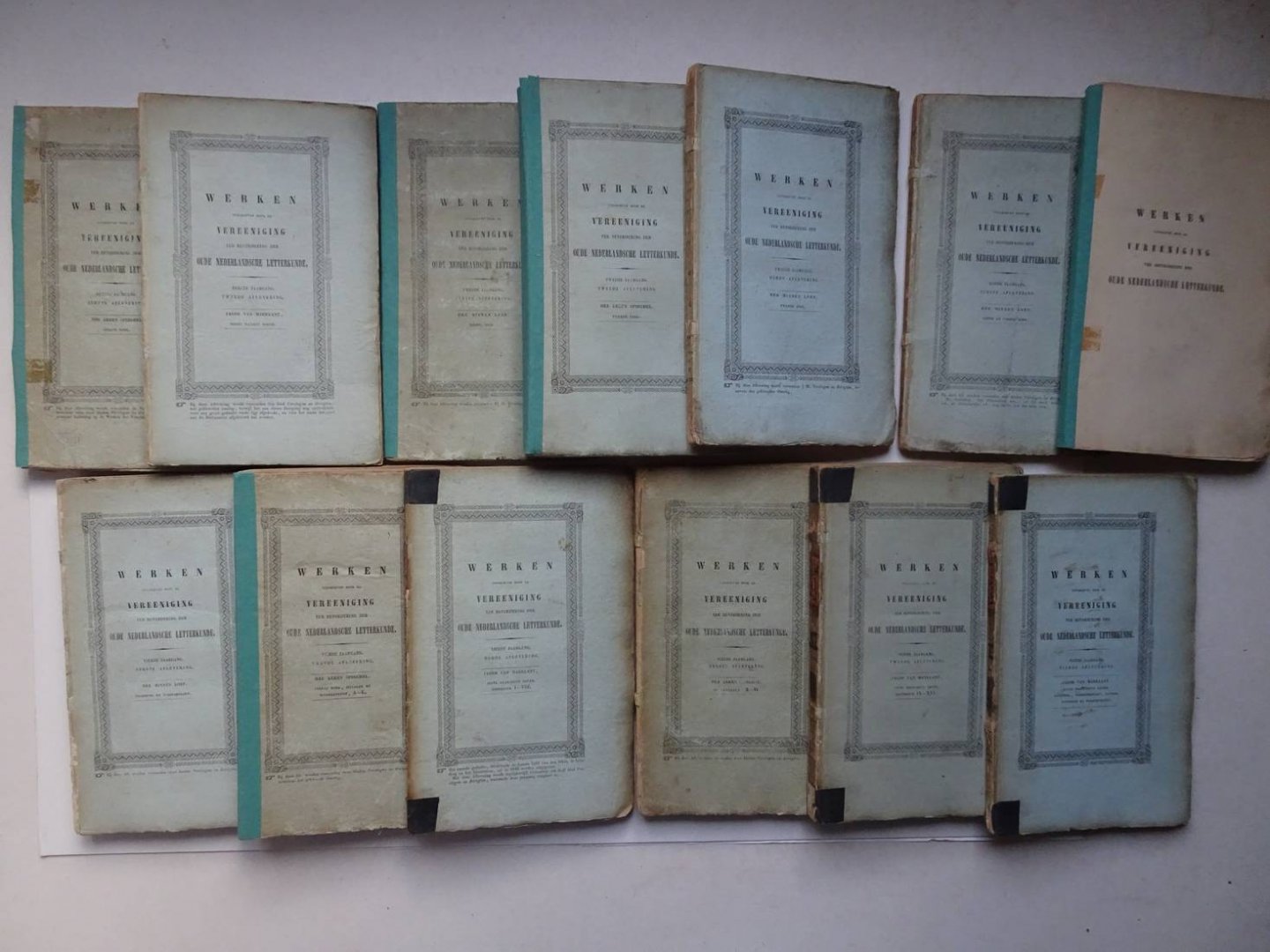 Diverse auteurs. - Werken uitgegeven door de Vereeniging ter Bevordering der Oude Nederlandsche Letterkunde. 13 delen. Eerste jaargang, eerste aflevering: "Der lekenspieghel, leerdicht van den jare 1330, toegekend aan Jan Deckers", Eerste jaargang, tweede afleve...