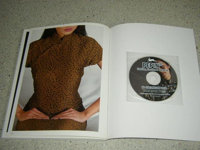 Rooijen, Pepin van - Cheongsam. Pepin. Fashion, Textiles & Patterns No. 1. + CD.   puls twee foto's modeshow / optreden !
