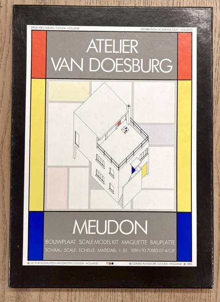 DOESBURG, THEO VAN - VELDHUYZEN VAN ZANTEN, VICTOR EN TJAARDA MEES. & LEERING, JEAN - Atelier Van Doesburg Meudon. Bouwplaat - Scale Model Kit - Maquette - Bauplatte. Scale 1 : 50.