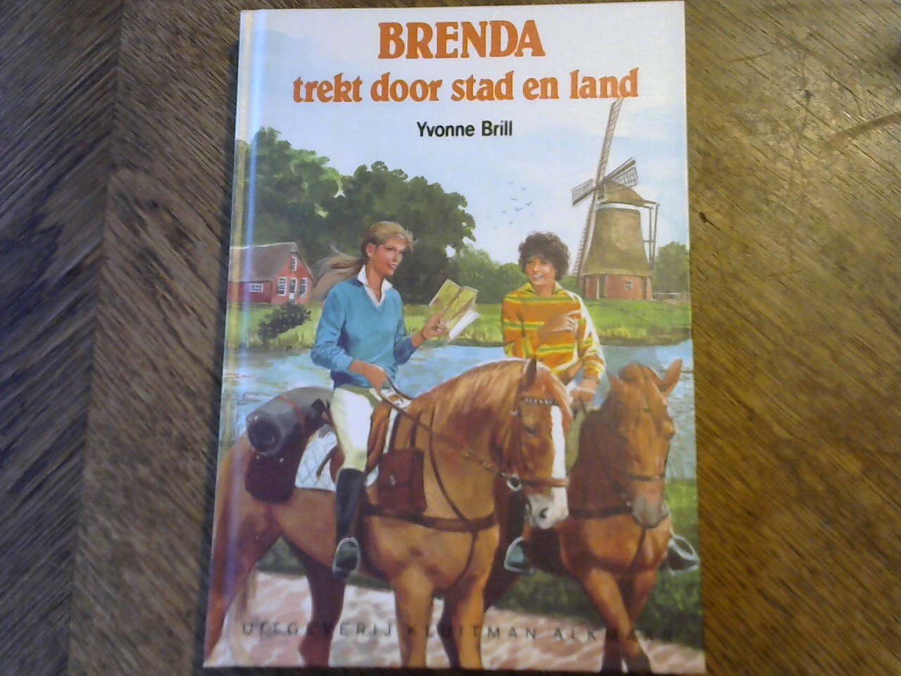 Brill Yvonne - Brenda trekt door stad en land