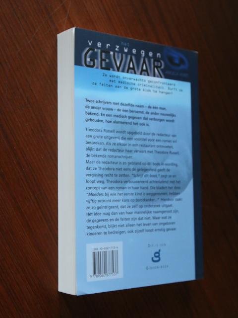 Hunt, Angela - Verzwegen gevaar