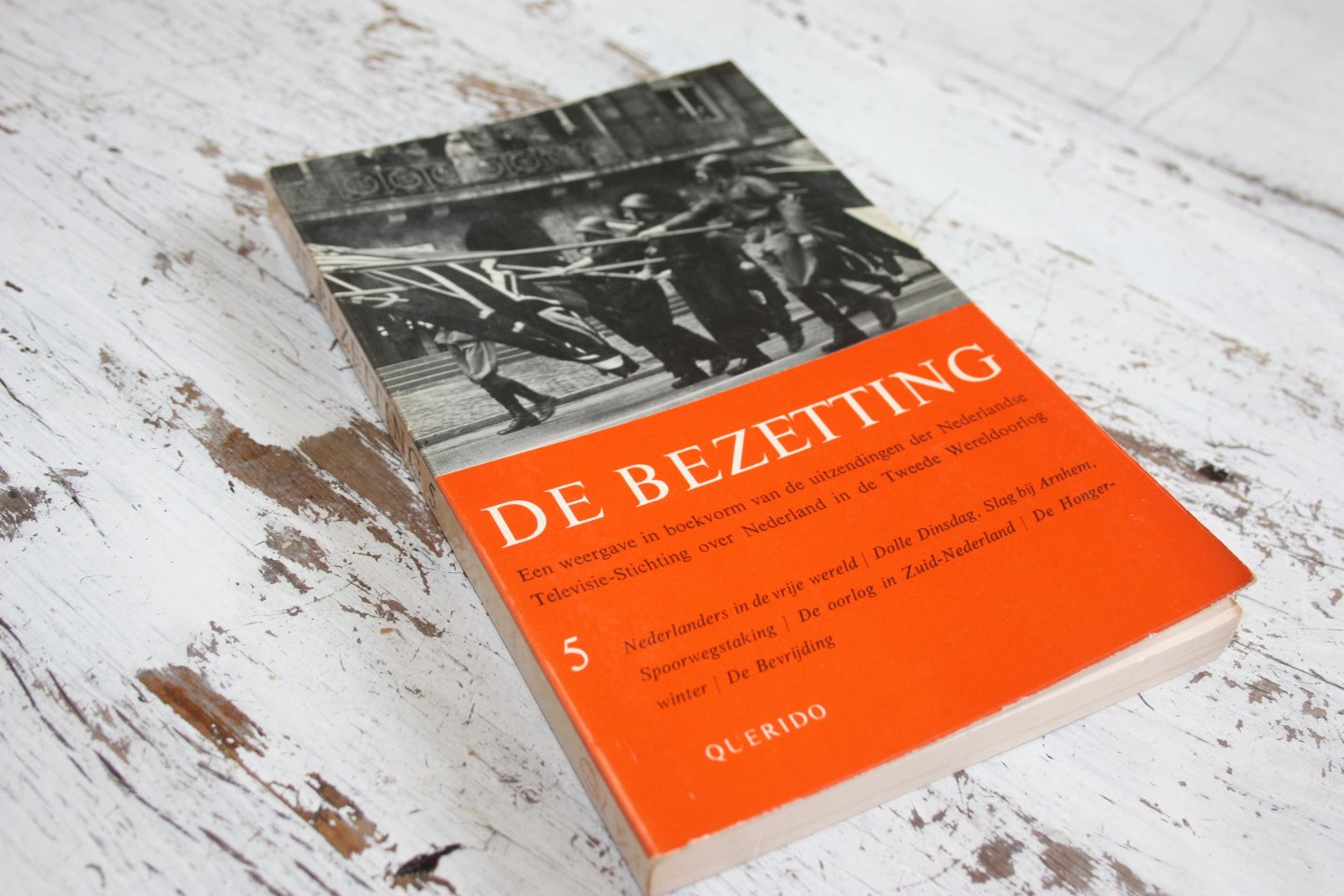 Jong, dr. L. de - BEZETTING , DE / 5 delen