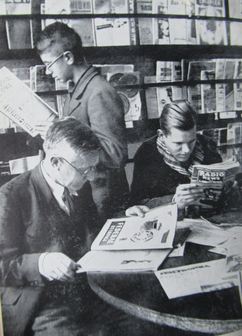 Trory, Ernie - Mainly about books. A collection of 28 articles