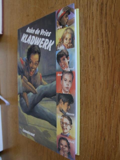 Vries, Anke de - Kladwerk / in 2 uitvoeringen / 1,49 per stuk