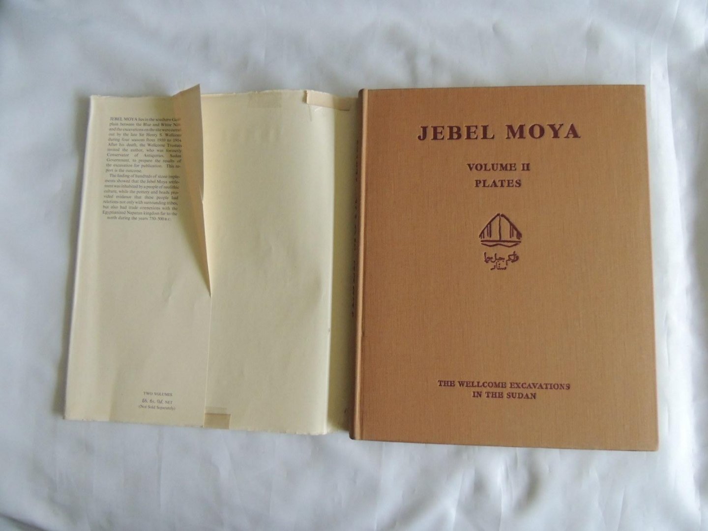 Addison, Frank F. -  Abu Geili and Saquadi & and Dar el Mek. With a chapter by A.D. Lacaille. - The Wellcome Excavations in the Sudan, I - II - III Jebel Moya. Text & and plates. VOLUME 1 -2 - 3.  COMPLETE SERIE