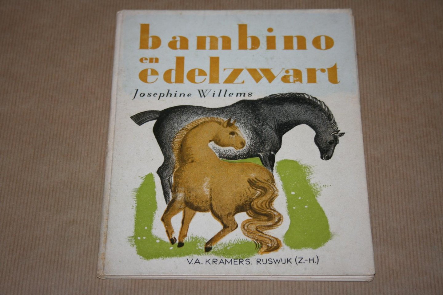 Josephine Willems - Bambino en Edelzwart