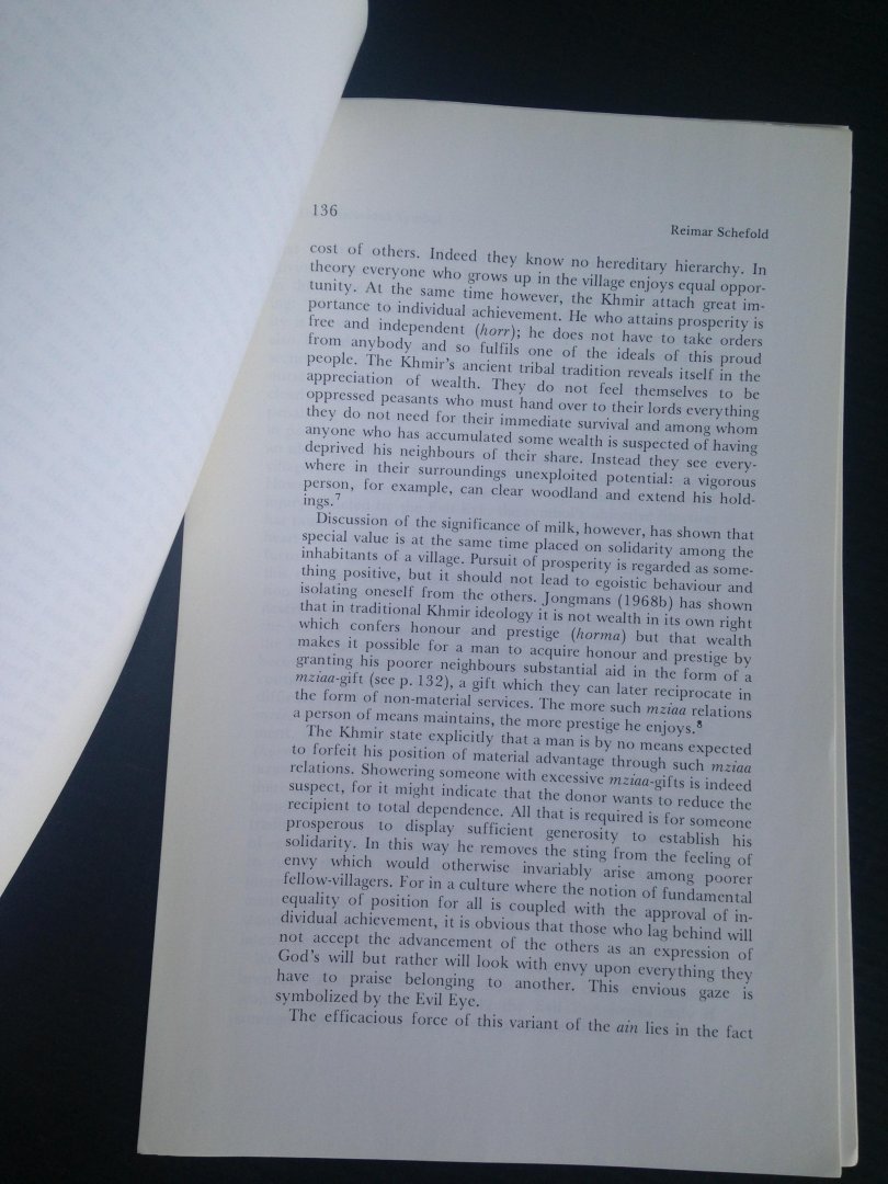 Schefold, Reimar - Artikel The Efficacious Symbol, From Symbolic Anthropology in The Netherlands