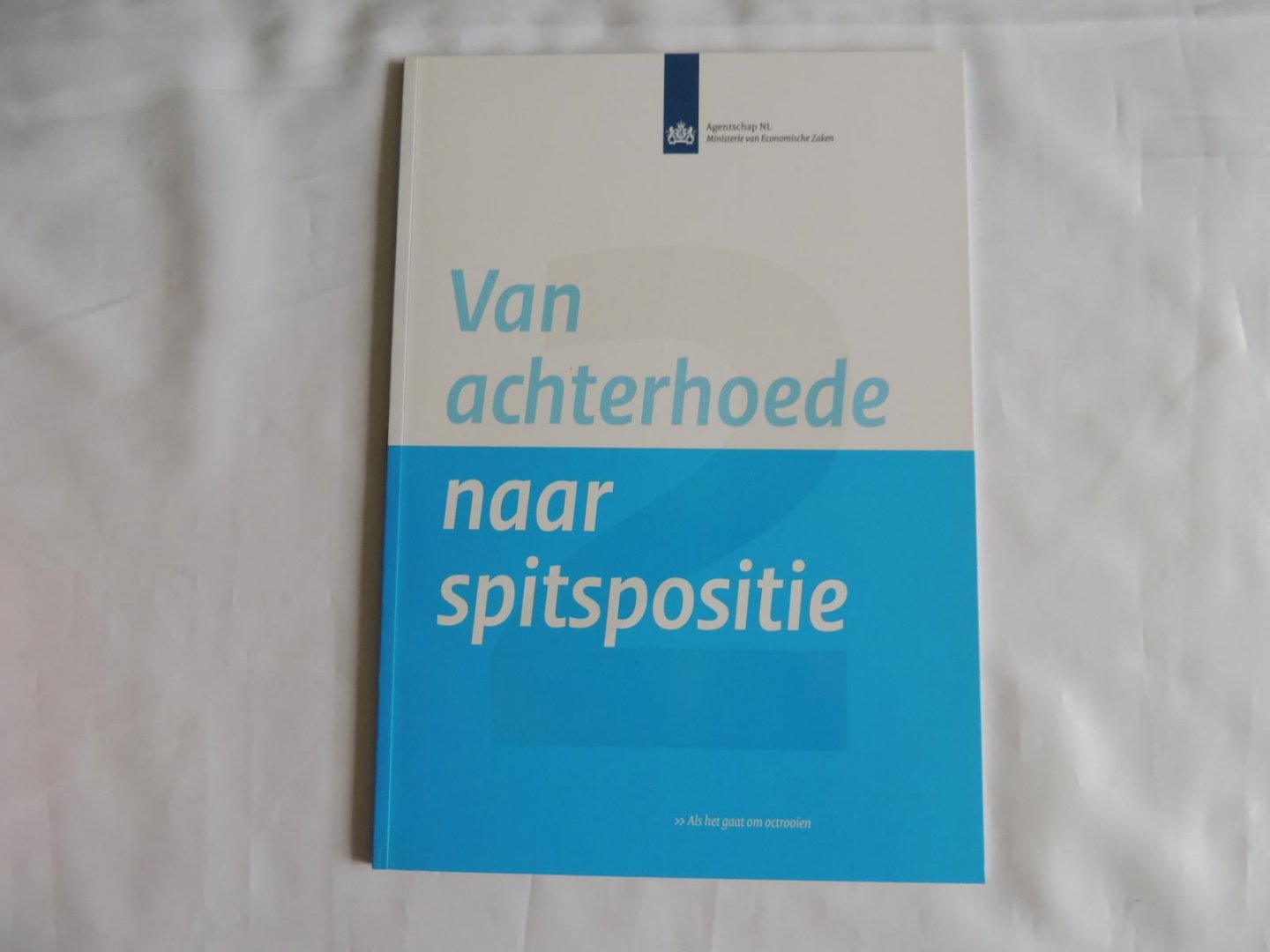 Hanneman, H.W.A.M. (redactie) - Een eeuw octrooien in Nederland  - Zes delen COMPLEETin casette