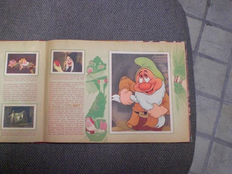 Walt Disney - Sneeuwwitje en de zeven dwergen Margriet uitgave