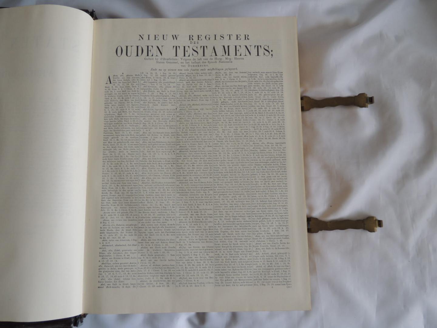 Biblia, dat is De Gantsche H. Schrifture (...) - Biblia, dat is De Gantsche H. Schrifture (...)  compleet met de 6 kaarten van Nicolaes Visscher en Gravures van J. Luyken
