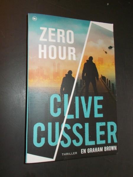 CUSSLER, CLIVE, - Zero Hour. (Text in Dutch).