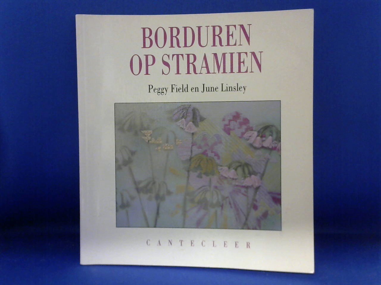 Field Peggy / Linsley June - Borduren op stramien