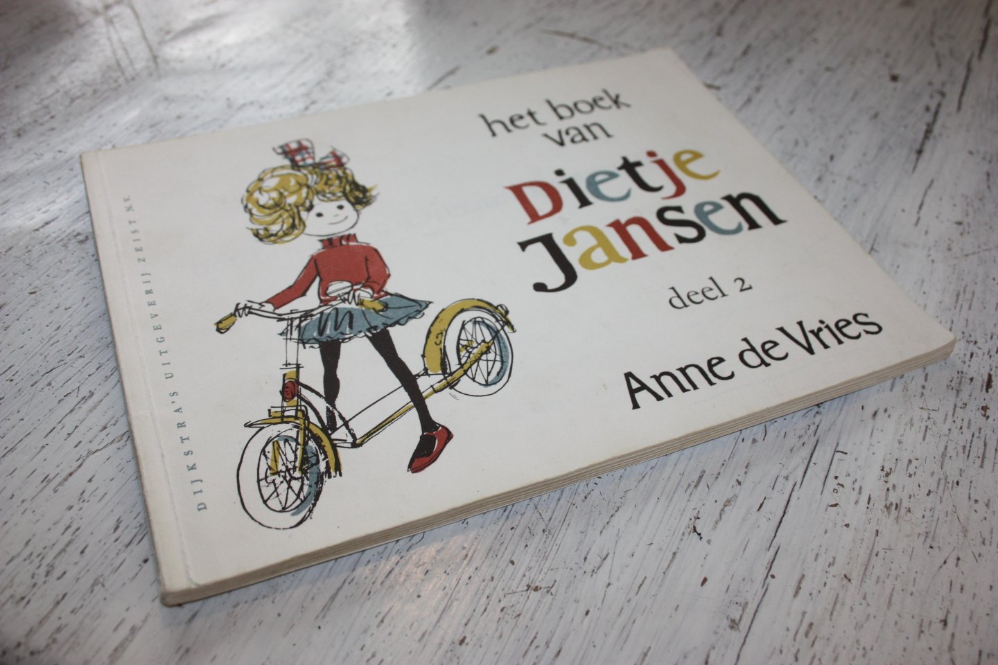 Vries, Anne de - HET BOEK VAN DIETJE JANSEN deel 2 Dietje gaat verhuizen.