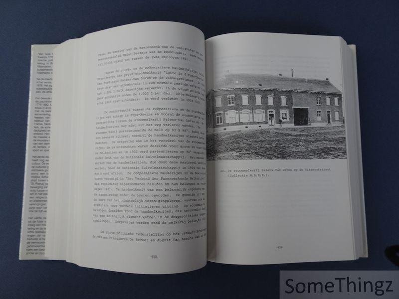 Vannoppen, Henri - Van twee kerkdorpen tot stadsgewestgemeente: Erps-Kwerps 1776-1976. Wandeling door twee eeuwen Erps-Kwerps.