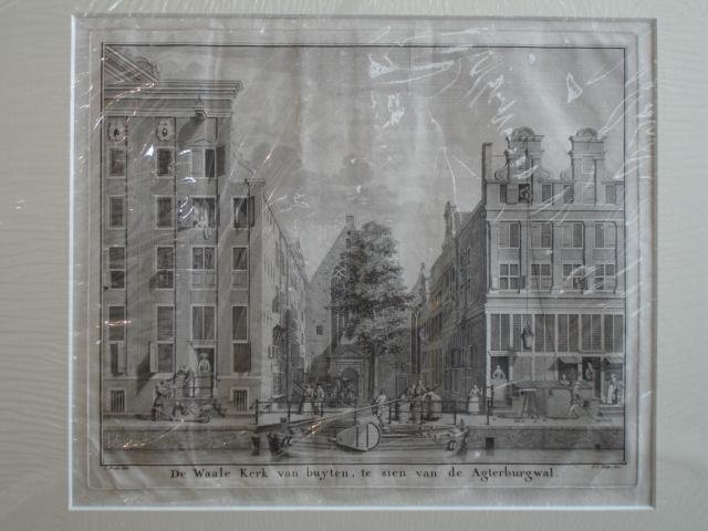 Amsterdam.. - De Waale Kerk van buyten, te sien van de Agterburgwal.