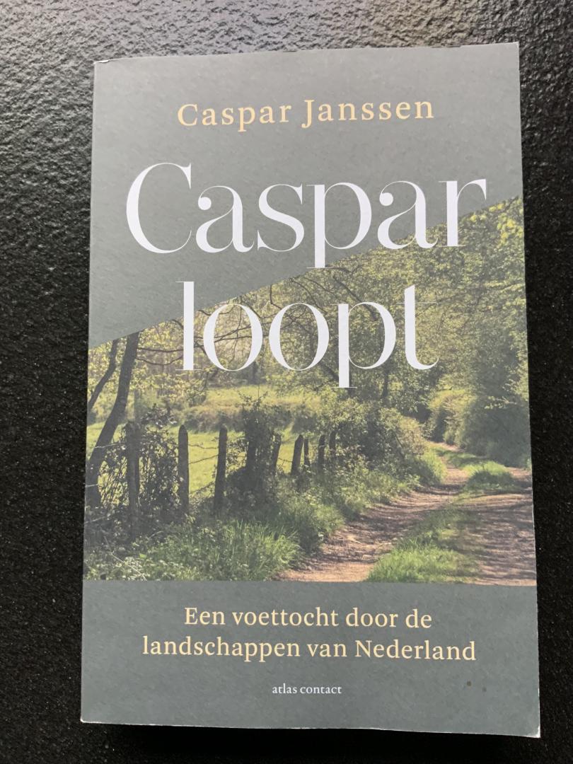 Janssen, Caspar - Caspar loopt / een voettocht door de landschappen van Nederland