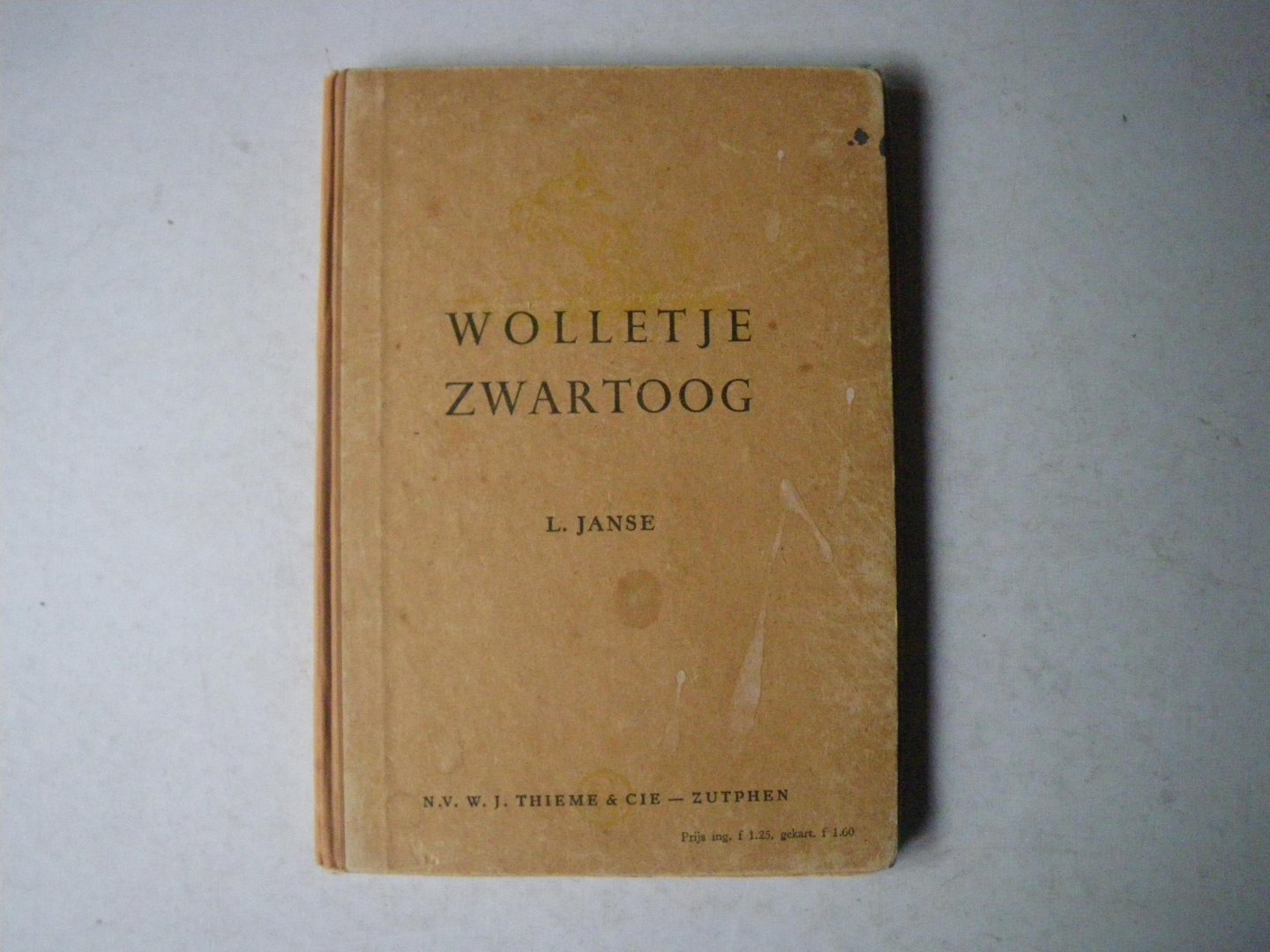 JANSE l, - wolletje zwartoog (eerste leesboekje)