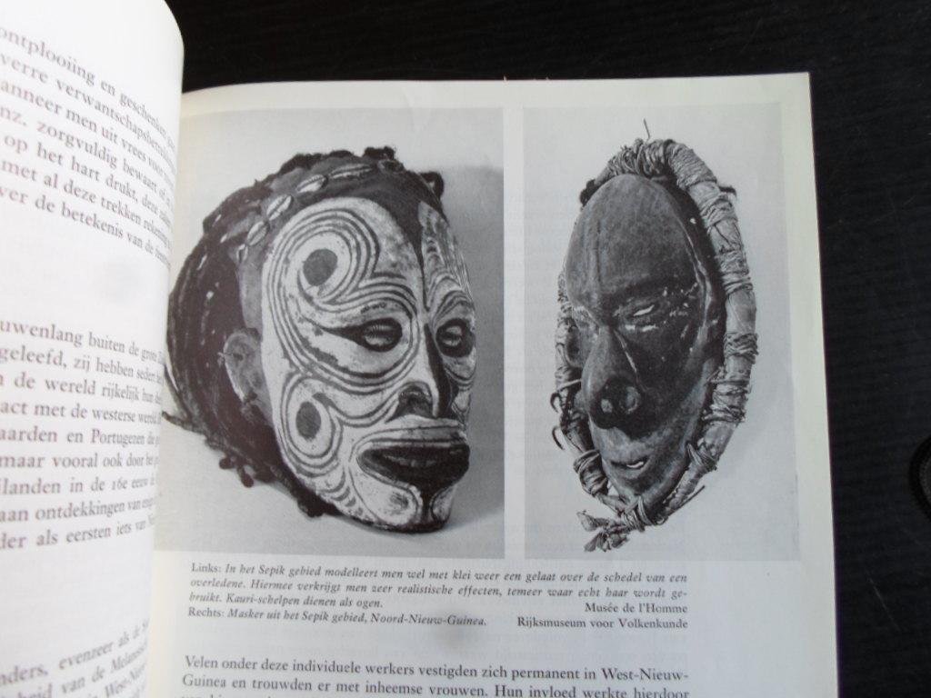  - Artikel De Stille Zuidzee, Melanesiers en Papoea’s