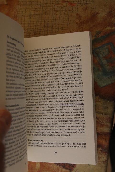 Lam, drs. H.J. en Vergunst, drs. P.J. ( red. ) - Kanttekeningen bij de [ Nieuwe Bijbelvertaling ]