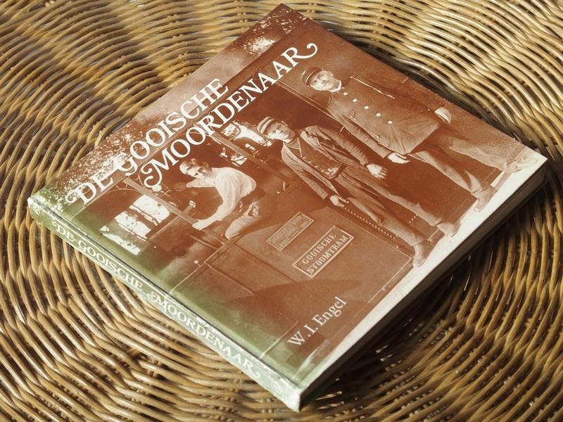 Engel W.I. - De Gooische moordenaar. Tramgeschiedenis 1880-1958