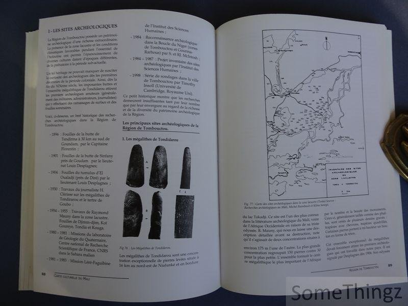 Mali. Ministère de la Culture, préface Amadou Toumani Touré. - Carte culturelle du Mali: esquisse d'un inventaire du patrimoine culturel national.