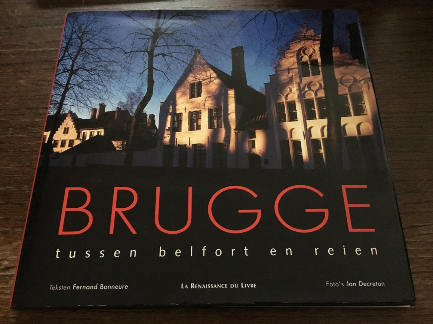 Fernand Bonneure - Brugge, tussen belfort en reien