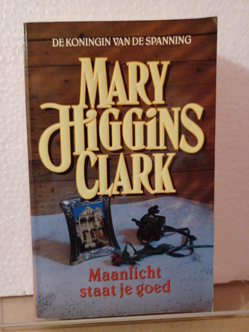 Clark, Mary Higgins - Maanlicht staat je goed