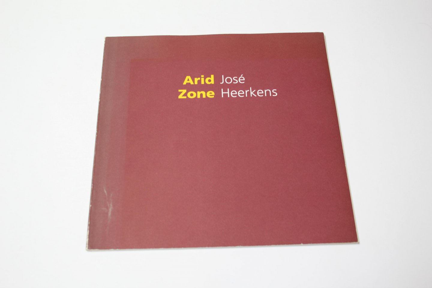 Korrie Besems - Arid Zone / José Heerkens