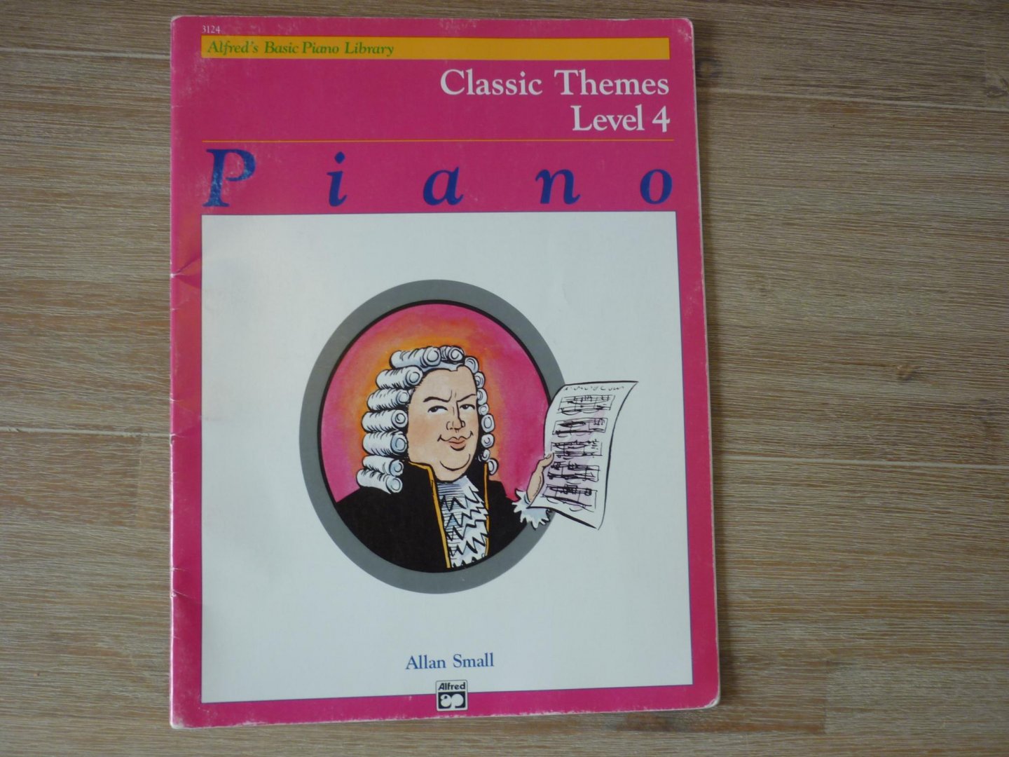 Small; Allan - Classic Themes - level 4; voor Piano