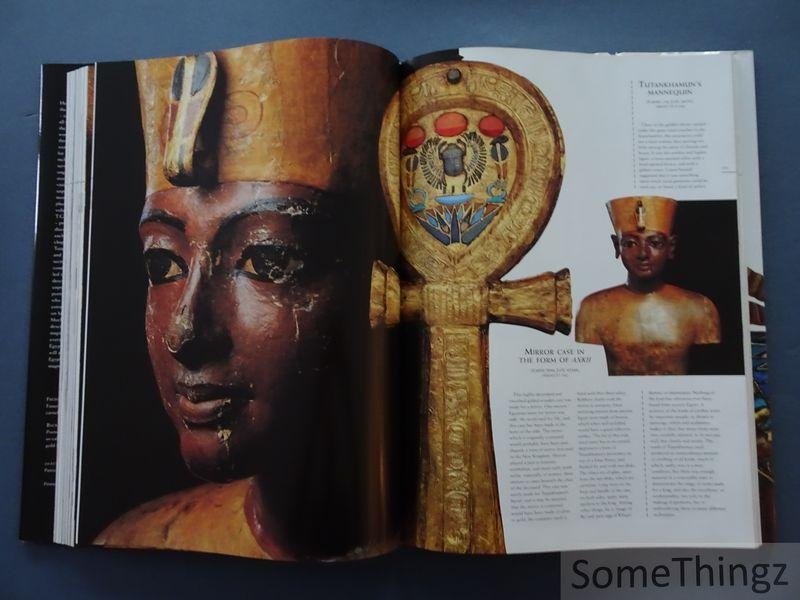 T.G.H. James and Araldo de Luca (photogr.) - Tutankhamun. The eternal splendor of the boy pharaoh.