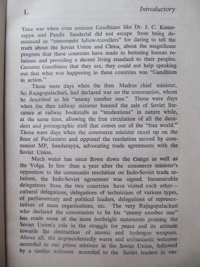 E.M.S. Namboodiripad - The Mahatma And The Ism