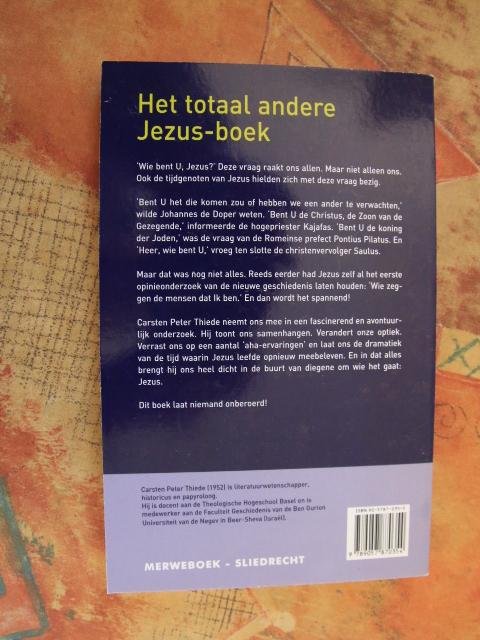 Thiede, C.P. - Wie bent u, Jezus? Schijnwerpers op de Man die in geen enkel hokje past