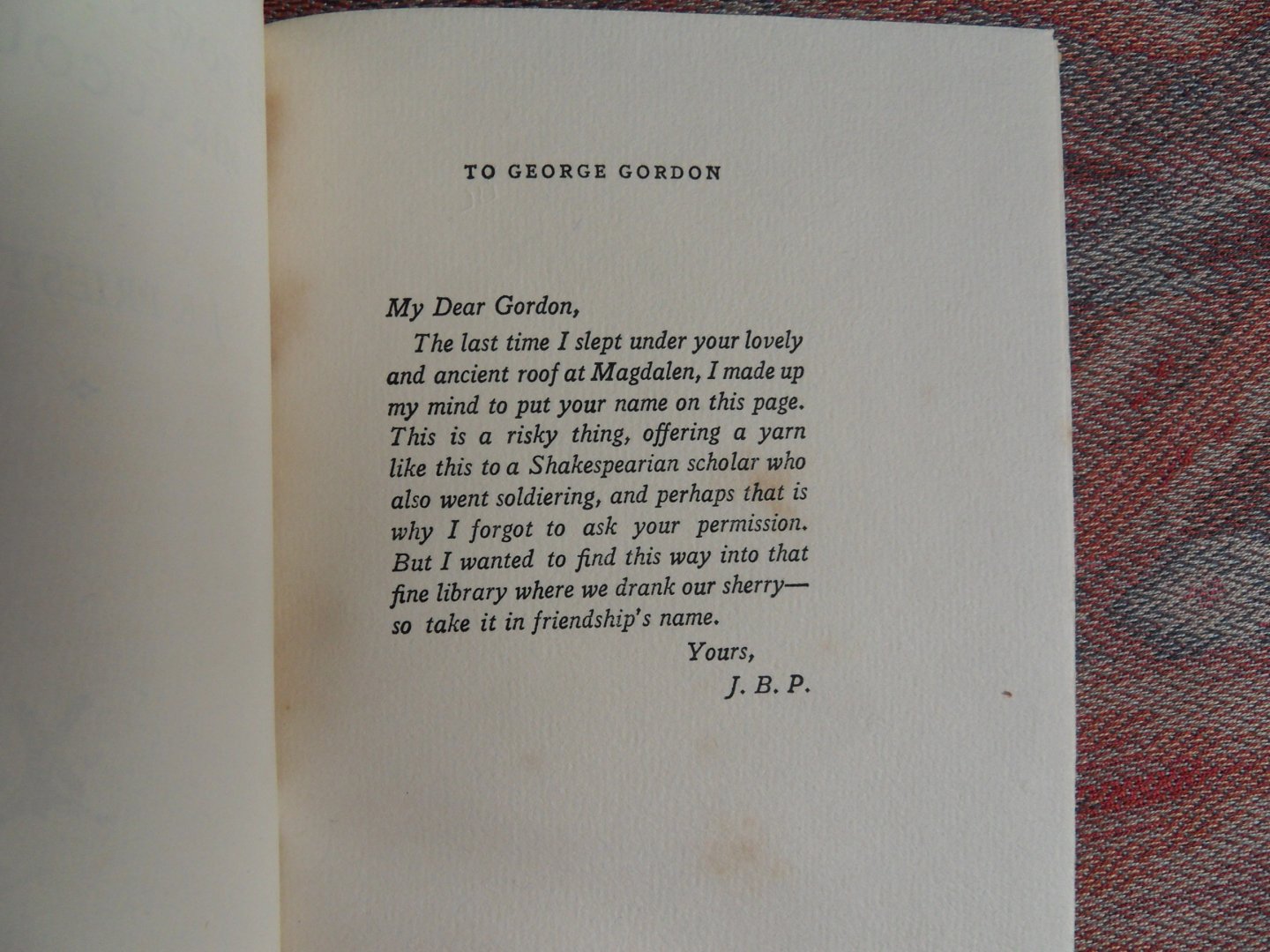 Priestley, J.B. [ GESIGNEERD door de auteur ]. - The Town Major of Miraucourt. [ Genummerde oplage 154 / 525 ].